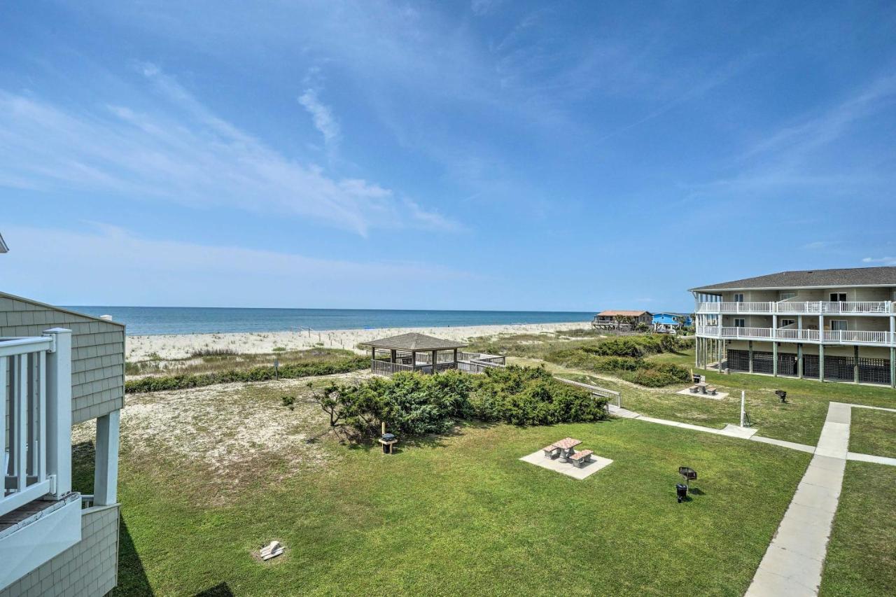 Oak Island Beachfront Condo With Community Pool Kültér fotó